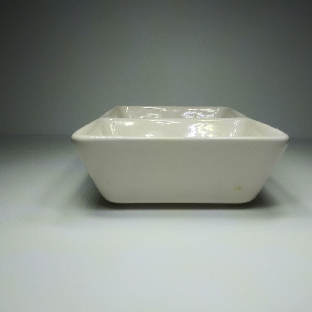 Rae Dunn "Eat & Yum" dish - Picture 2 of 4